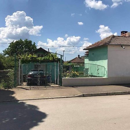 فيلا Слънце شابلا المظهر الخارجي الصورة